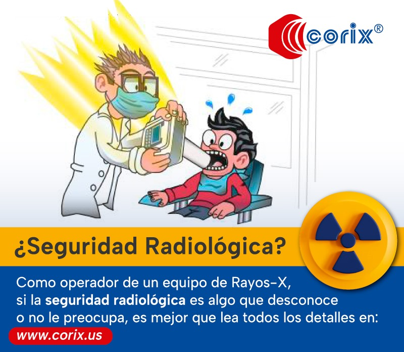 Asegurándose de sus productos, hay un hombre que está en un pasillo, es parte de los distribuidores